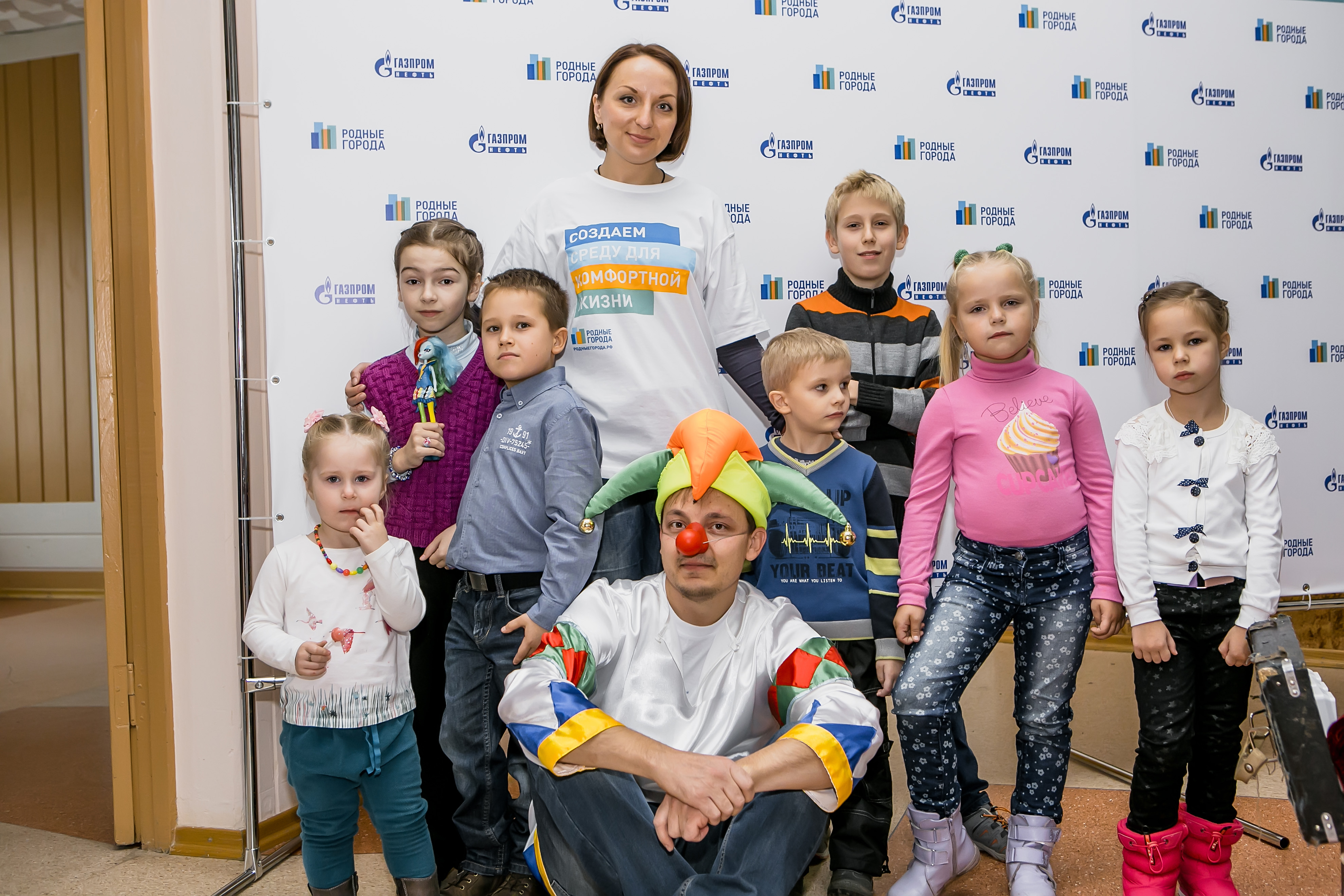 Омские волонтеры предприятий «Газпром нефти» стали артистами «Доброго театра» 