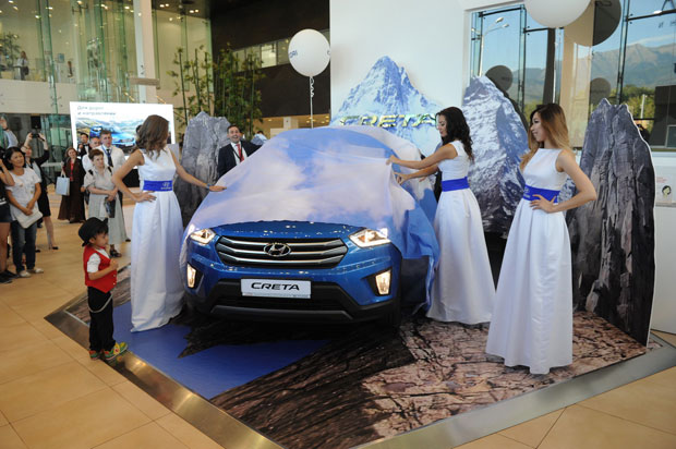 Hyundai раскрасит опасные перекрестки в Алматы